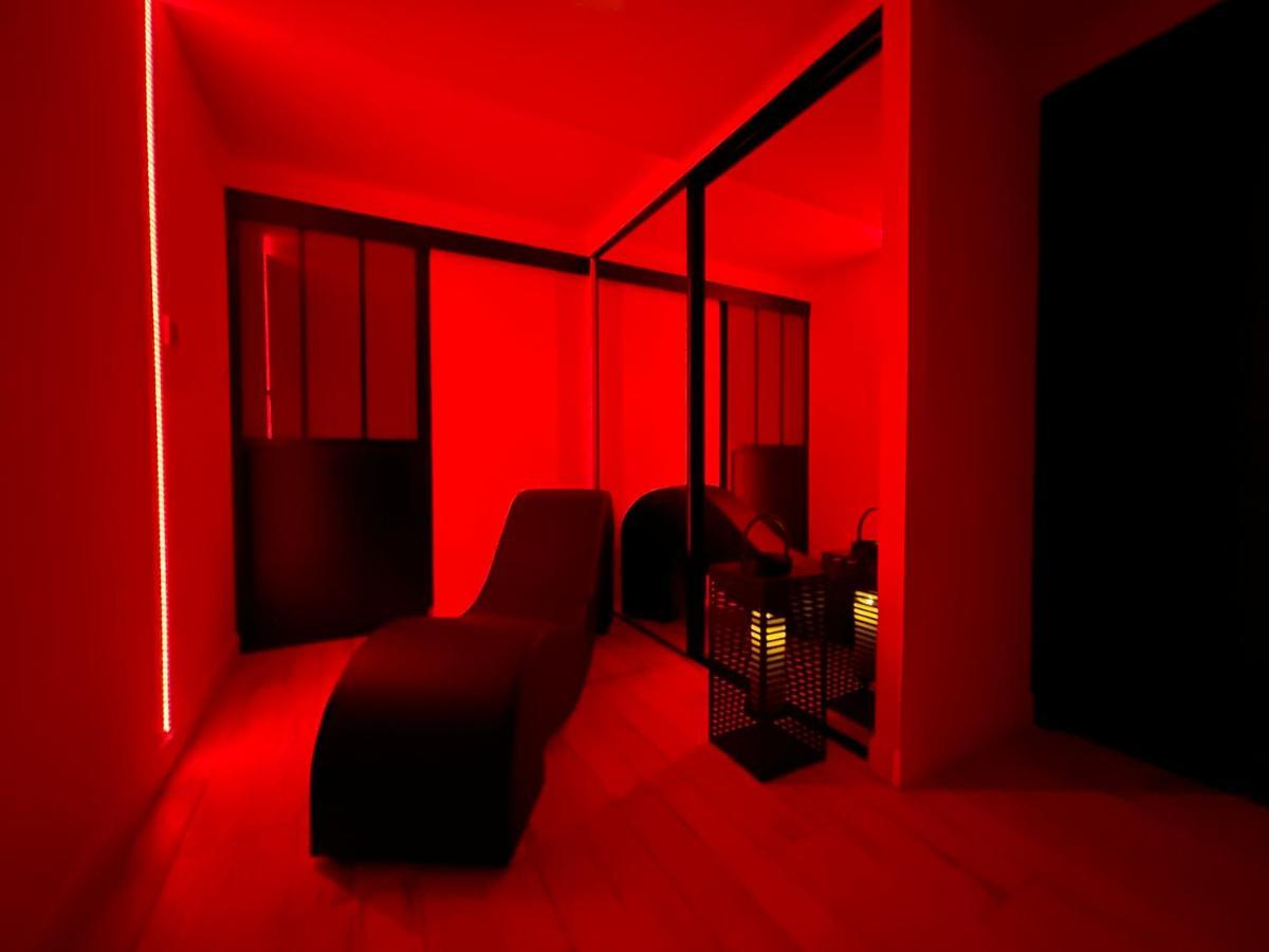 Loft Red Lights Lägenhet Saint-Cyprien  Exteriör bild
