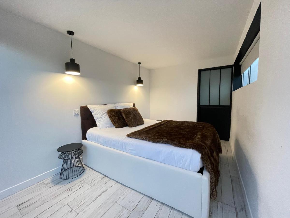 Loft Red Lights Lägenhet Saint-Cyprien  Exteriör bild